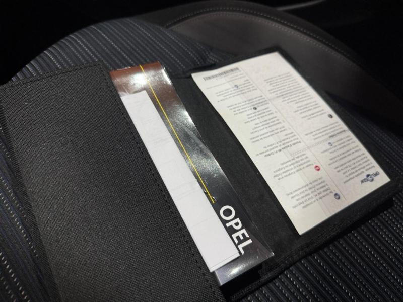 Occasion OPEL Crossland X 1.2 Turbo 110ch Innovation Euro 6d-T 2019 Blanc Glacier/Toit Noir Profond 11490 € à Lesménils