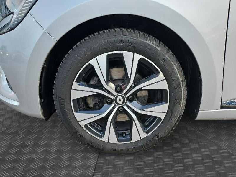 Used RENAULT Clio 1.5 Blue dCi 100ch Evolution 2023 Gris Platine € 15290 in Lesménils