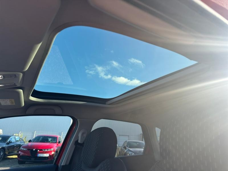 Occasion RENAULT Captur 1.2 TCe 120ch energy Intens EDC 2018 Rouge Flamme/Noir Etoilé 12970 € à Lesménils