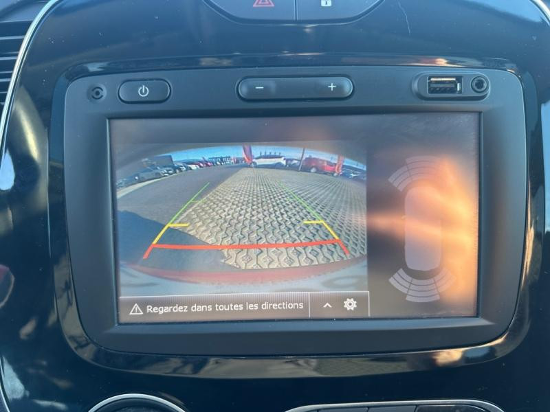 Occasion RENAULT Captur 1.2 TCe 120ch energy Intens EDC 2018 Rouge Flamme/Noir Etoilé 12970 € à Lesménils