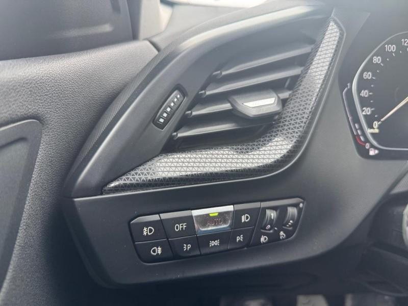 Occasion BMW Série 1 118i 136ch Edition Sport 2020 Saphirschwarz métallisé 18890 € à Lesménils
