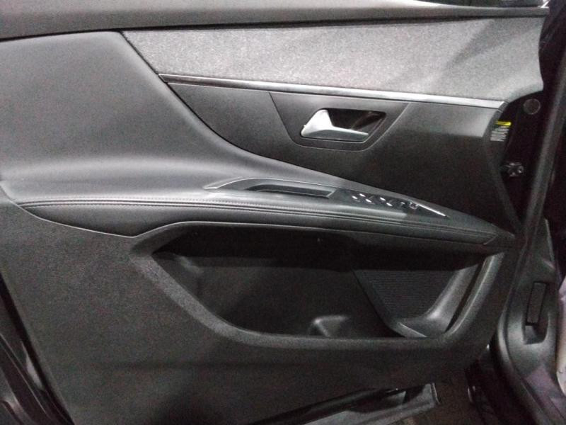 Used PEUGEOT 5008 1.5 BlueHDi 130ch E6.c Allure Business S&S EAT8 2020 Noir Perla Nera (M) € 18990 in Lesménils