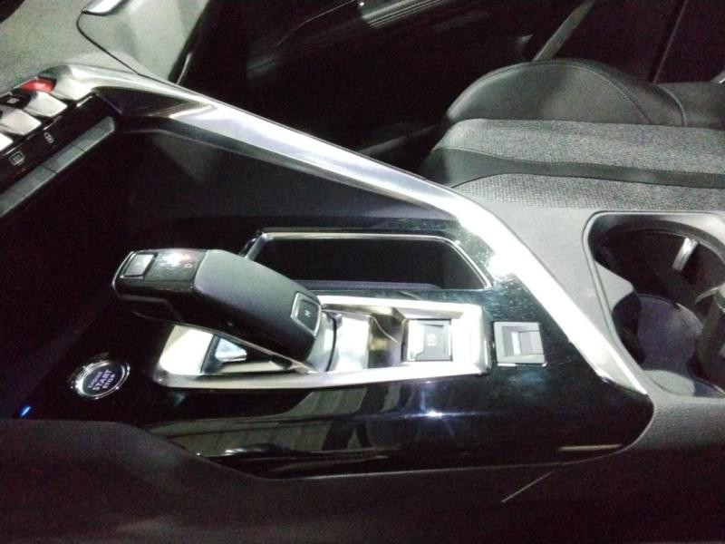 Used PEUGEOT 5008 1.5 BlueHDi 130ch E6.c Allure Business S&S EAT8 2020 Noir Perla Nera (M) € 18990 in Lesménils