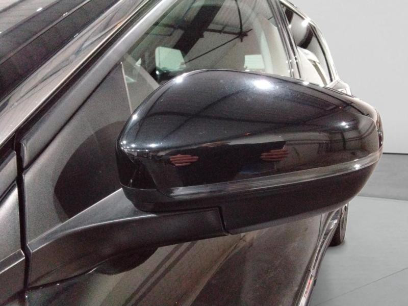 Used PEUGEOT 5008 1.5 BlueHDi 130ch E6.c Allure Business S&S EAT8 2020 Noir Perla Nera (M) € 18990 in Lesménils