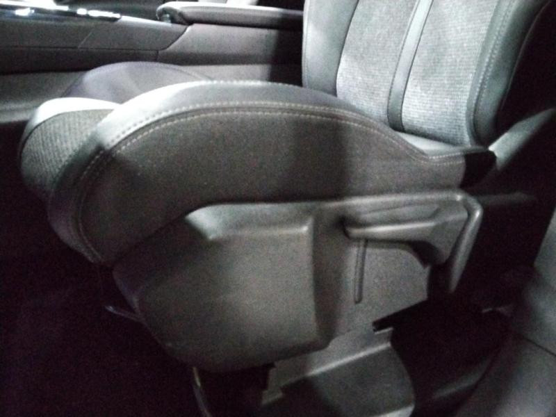 Used PEUGEOT 5008 1.5 BlueHDi 130ch E6.c Allure Business S&S EAT8 2020 Noir Perla Nera (M) € 18990 in Lesménils