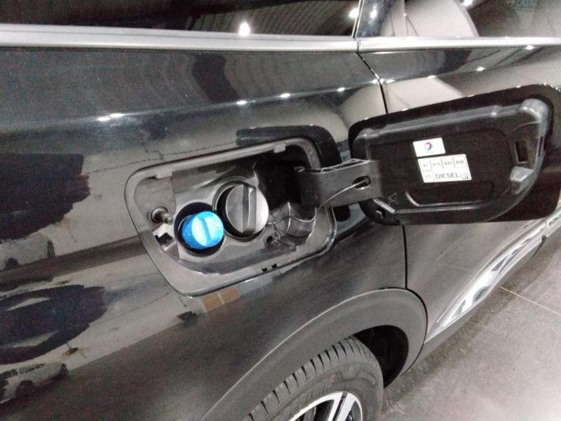 Used PEUGEOT 5008 1.5 BlueHDi 130ch E6.c Allure Business S&S EAT8 2020 Noir Perla Nera (M) € 18990 in Lesménils