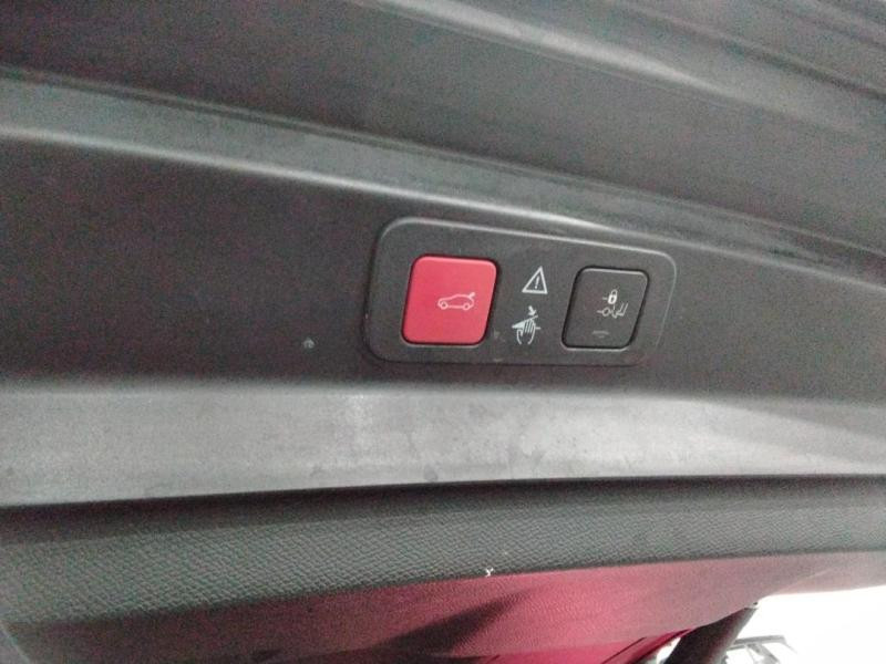 Used PEUGEOT 5008 1.5 BlueHDi 130ch E6.c Allure Business S&S EAT8 2020 Noir Perla Nera (M) € 18990 in Lesménils