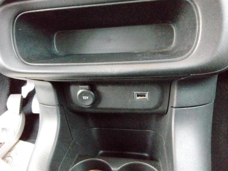 Occasion CITROEN C3 PureTech 82ch Graphic S&S E6.d 2019 Gris Platinium - Noir Onyx 8990 € à Lesménils