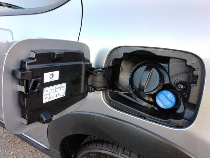 Used CITROEN C3 1.5 BlueHDi 100ch S&S Feel Business E6.d 2021 Gris Acier (M) € 12390 in Lesménils