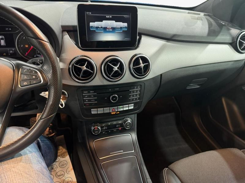 Occasion MERCEDES-BENZ Classe B 180 d 109ch Sensation 7G-DCT 2016 Bleu Cavansite 16170 € à Lesménils