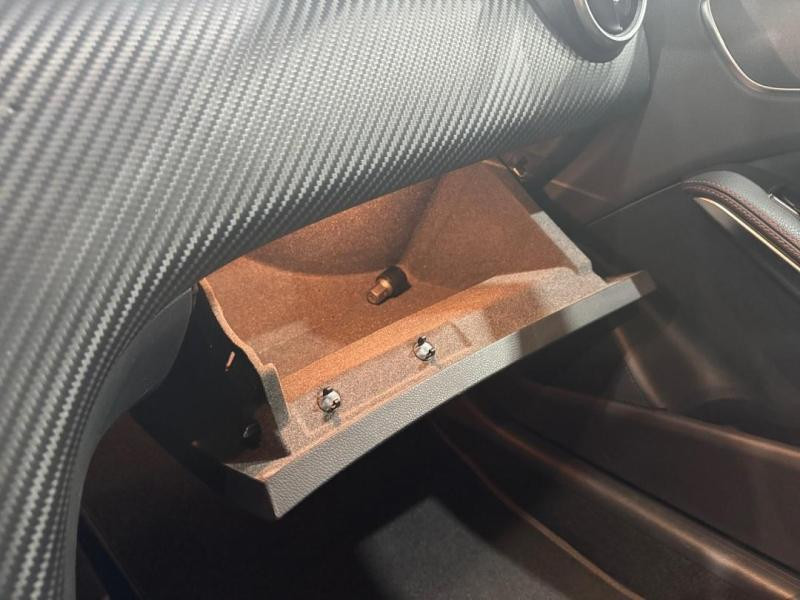 Used MERCEDES-BENZ Classe A 200 Fascination 2016 Gris Montagne € 16990 in Lesménils