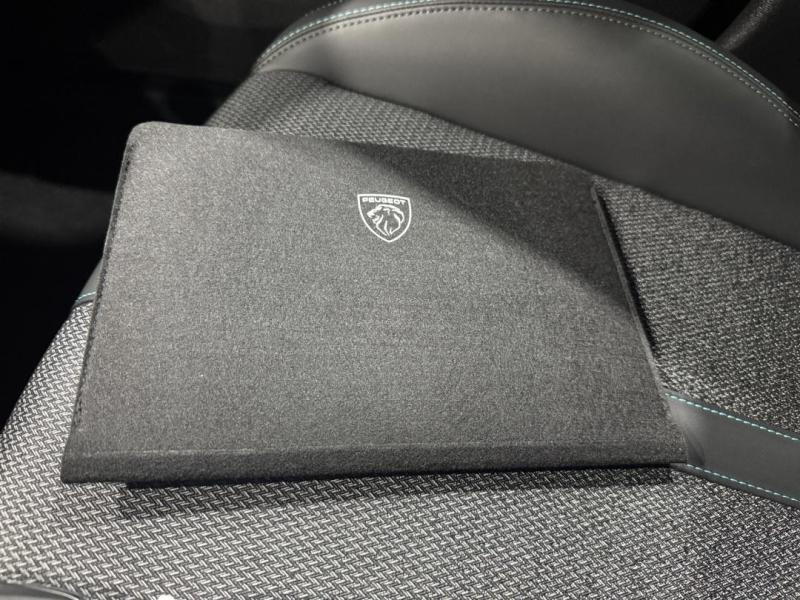 Used PEUGEOT 308 SW 1.2 PureTech 130ch S&S Allure 2024 Gris Sélénium (M) € 19990 in Lesménils