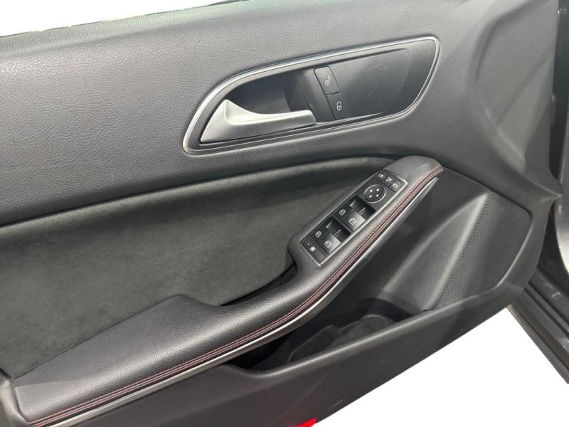 Used MERCEDES-BENZ Classe A 200 Fascination 2016 Gris Montagne € 16990 in Lesménils