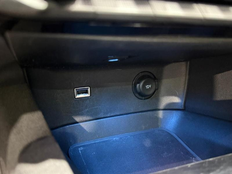 Used PEUGEOT 3008 1.5 BlueHDi 130ch E6.c GT Line S&S EAT8 2019 Blanc Nacré (S) € 16990 in Lesménils