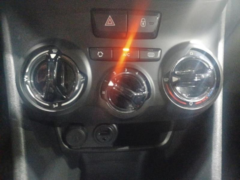 Occasion PEUGEOT 208 1.4 HDi FAP Style 5p 2015 Gris 9490 € à Lesménils