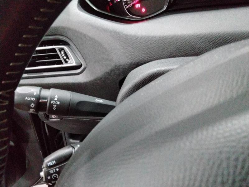 Occasion PEUGEOT 308 1.2 PureTech 130ch S&S Allure 2017 Gris Hurricane 7990 € à Lesménils