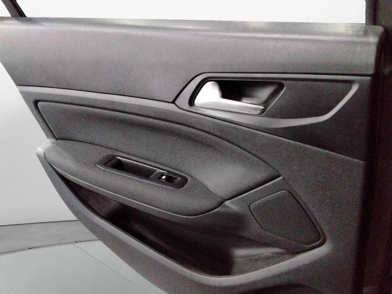 Occasion PEUGEOT 308 1.2 PureTech 130ch S&S Allure 2017 Gris Hurricane 7990 € à Lesménils