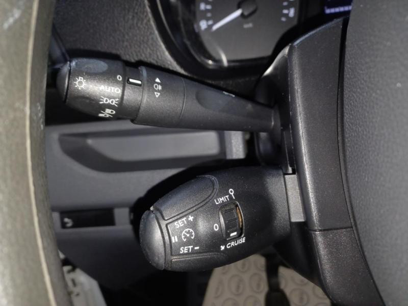 Used PEUGEOT Expert Fg M 1.5 BlueHDi 100ch S&S 2021 Blanc Kaolin € 11990 in Lesménils