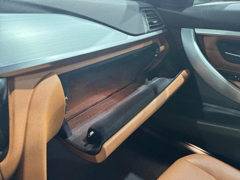 Occasion BMW Série 3 330eA 252ch Luxury 2017 Mineralweiss 16490 € à Lesménils