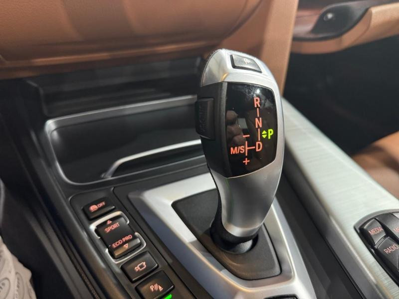 Occasion BMW Série 3 330eA 252ch Luxury 2017 Mineralweiss 16490 € à Lesménils