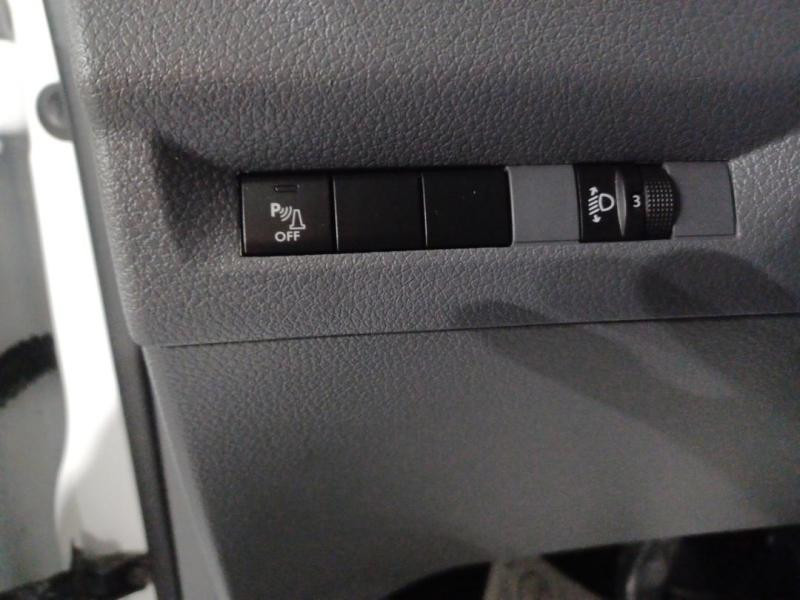 Used PEUGEOT Expert Fg M 1.5 BlueHDi 100ch S&S 2021 Blanc Kaolin € 11990 in Lesménils