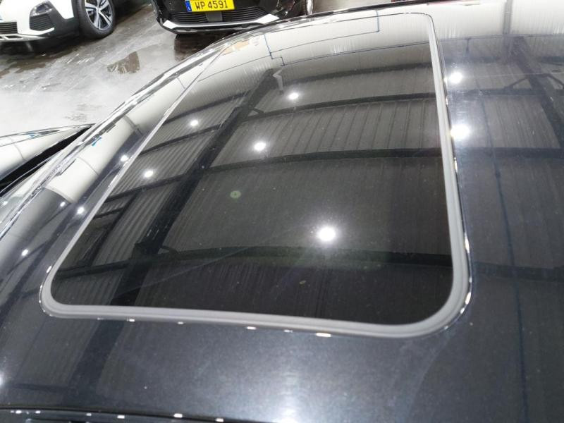 Used BMW Série 3 330eA 252ch Luxury 2018 Saphirschwarz € 19990 in Lesménils