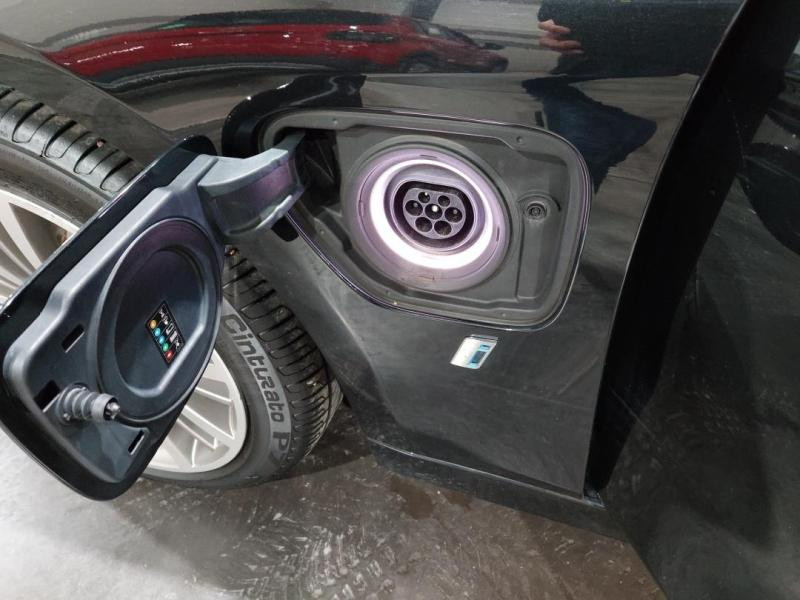 Used BMW Série 3 330eA 252ch Luxury 2018 Saphirschwarz € 19990 in Lesménils