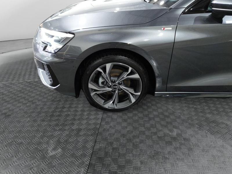 Occasion AUDI A3 Sportback 35 TFSI 150ch Mild Hybrid S line S tronic 7 2021 Gris Daytona nacré 26490 € à Lesménils