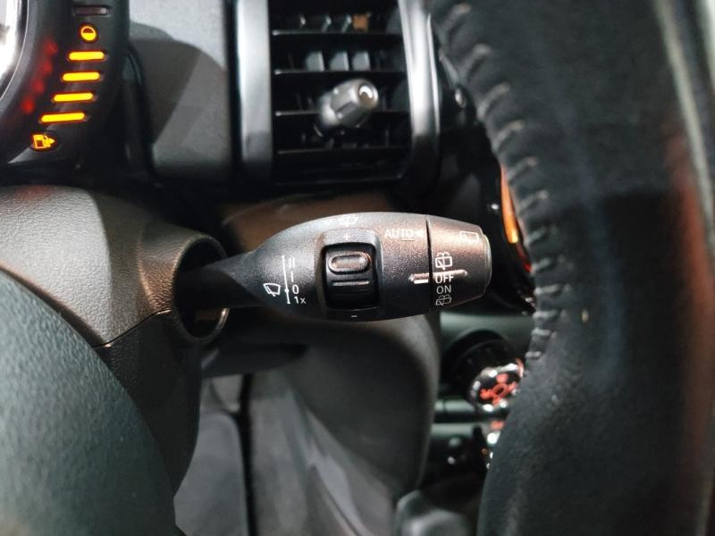 Occasion MINI Mini One 102ch Shoreditch 2017 Pepper White 11990 € à Lesménils