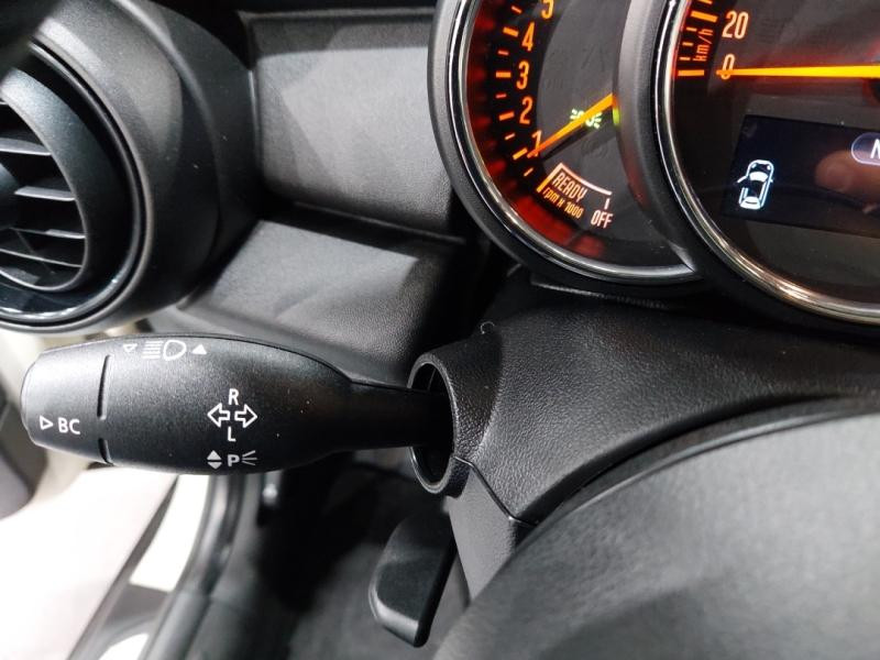 Occasion MINI Mini One 102ch Shoreditch 2017 Pepper White 11990 € à Lesménils