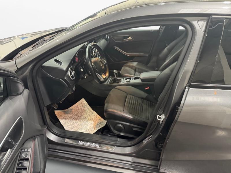 Used MERCEDES-BENZ Classe A 200 Fascination 2016 Gris Montagne € 16790 in Lesménils