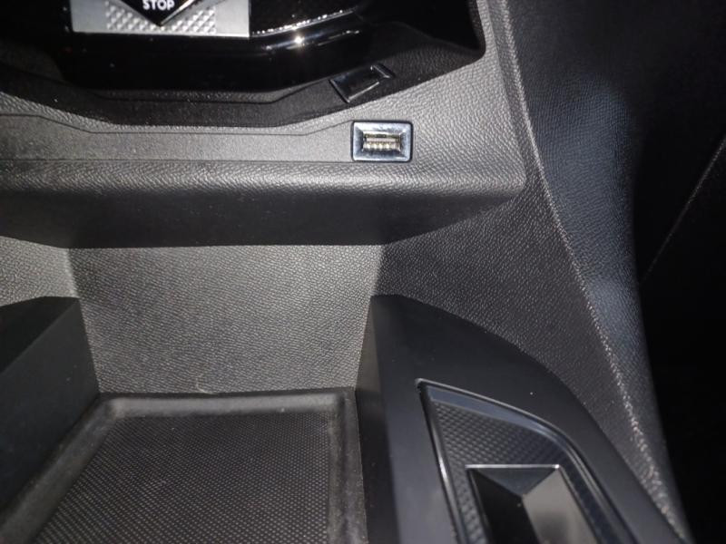 Used DS DS 3 Crossback PureTech 100ch So Chic 2020 Rouge € 13790 in Lesménils