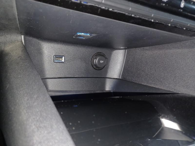 Used PEUGEOT 3008 1.2 PureTech 130ch Allure S&S 2016 Gris Amazonite (M) € 12790 in Lesménils