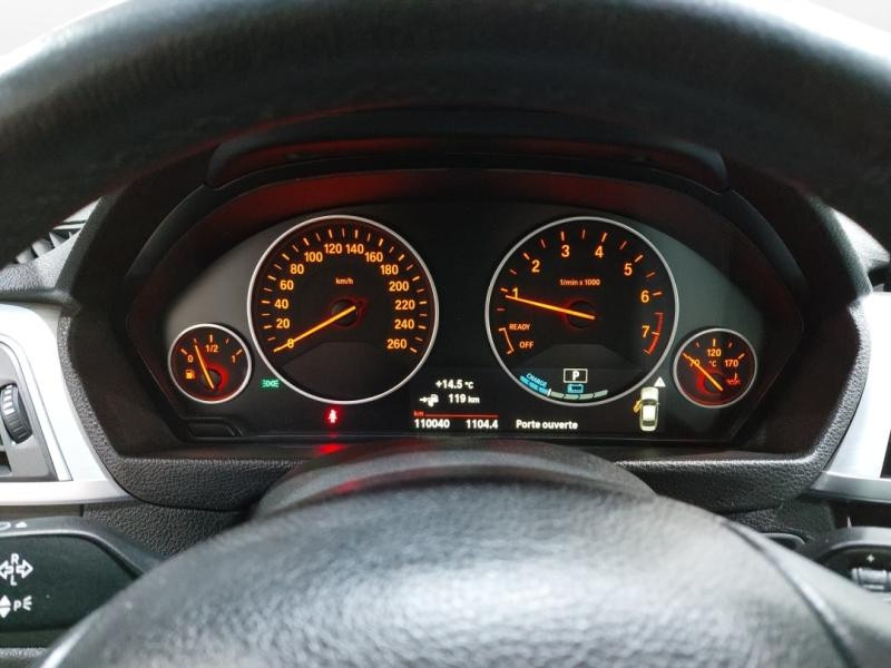 Occasion BMW Série 3 330eA 252ch Luxury 2018 Saphirschwarz 19990 € à Lesménils