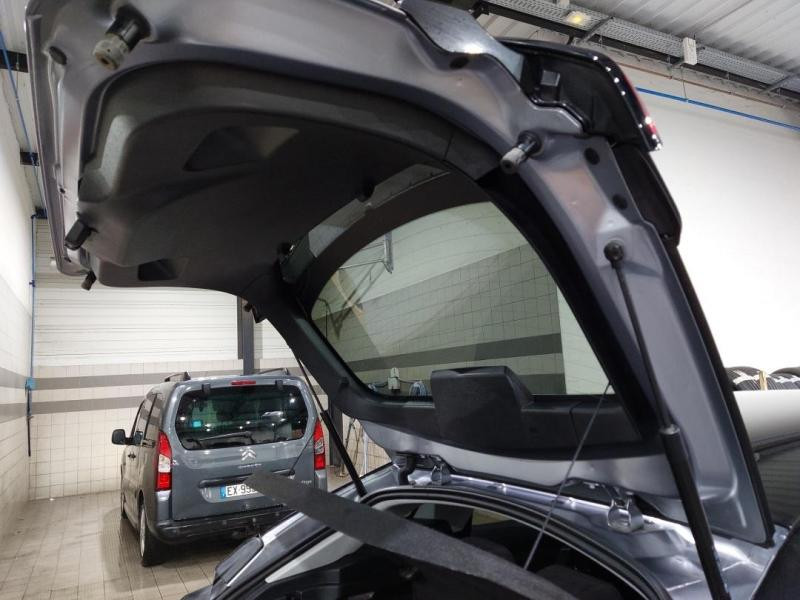 Occasion CITROEN C4 PureTech 130ch S&S Shine EAT8 2023 Gris Acier (M) 16990 € à Lesménils