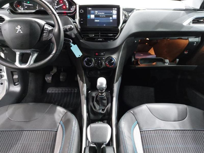 Occasion PEUGEOT 2008 1.2 PureTech 130ch Urban Cross S&S 2015 Blanc Banquise 9990 € à Lesménils