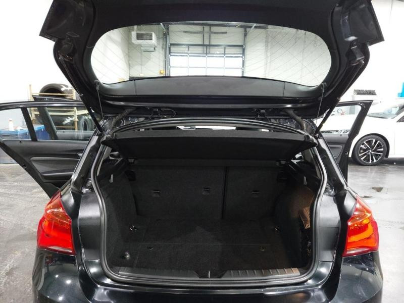 Occasion BMW Série 1 120dA xDrive 190ch UrbanChic 5p Euro6d-T 2019 Saphirschwarz 19490 € à Lesménils