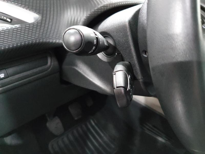 Occasion PEUGEOT 2008 1.2 PureTech 130ch Urban Cross S&S 2015 Blanc Banquise 9990 € à Lesménils