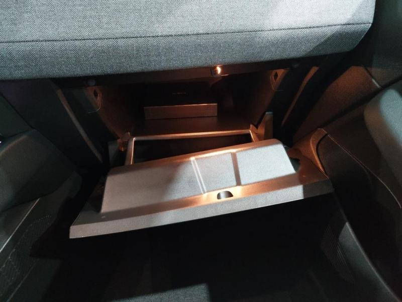 Occasion RENAULT Clio 1.6 E-Tech 145ch full hybrid Techno 2023 Bleu Iron 17990 € à Lesménils