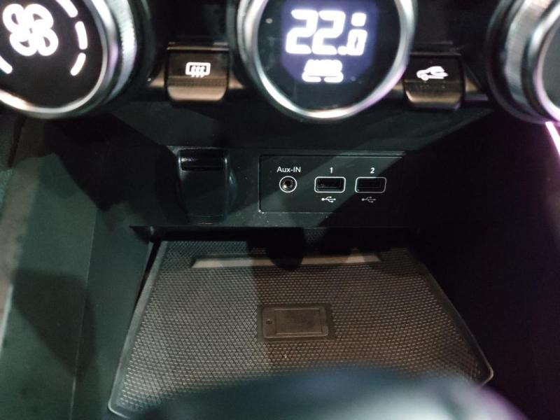 Occasion RENAULT Clio 1.6 E-Tech 145ch full hybrid Techno 2023 Bleu Iron 17990 € à Lesménils