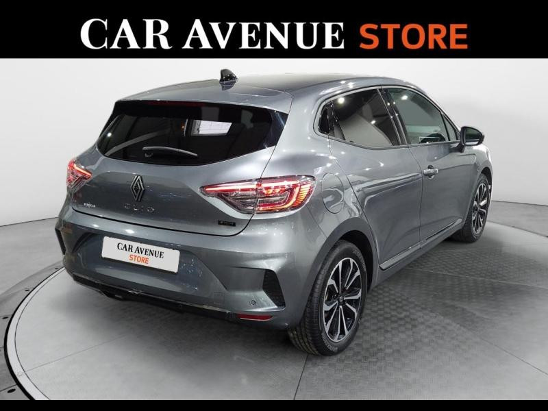 Occasion RENAULT Clio 1.6 E-Tech 145ch full hybrid Techno 2023 Bleu Iron 17990 € à Lesménils