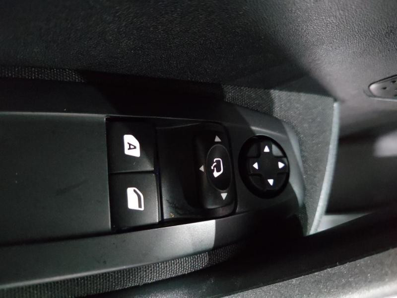 Occasion PEUGEOT 2008 1.2 PureTech 130ch Urban Cross S&S 2015 Blanc Banquise 9990 € à Lesménils