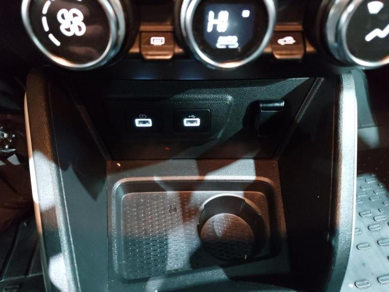 Used DACIA Duster 1.0 ECO-G 100ch Prestige 4x2 2022 Noir Nacré métallisé € 15490 in Lesménils