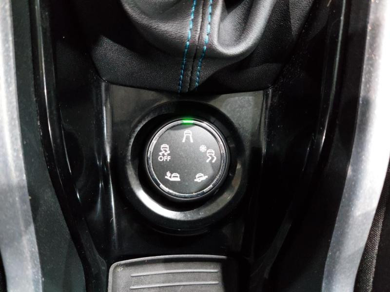 Occasion PEUGEOT 2008 1.2 PureTech 130ch Urban Cross S&S 2015 Blanc Banquise 9990 € à Lesménils