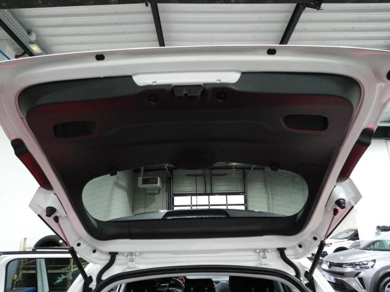 Occasion PEUGEOT 2008 1.2 PureTech 130ch Urban Cross S&S 2015 Blanc Banquise 9990 € à Lesménils