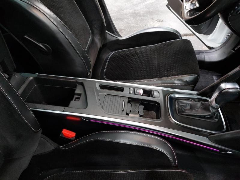 Occasion RENAULT Megane 1.3 TCe 140ch FAP Business EDC 2019 Blanc Nacre 11990 € à Lesménils