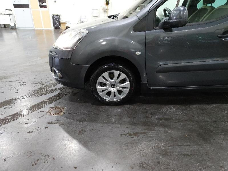 Occasion CITROEN Berlingo 1.6 HDi115 XTR + 5p 2014 Gris Aluminium 12990 € à Lesménils