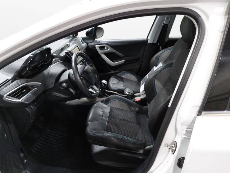 Occasion PEUGEOT 2008 1.2 PureTech 130ch Urban Cross S&S 2015 Blanc Banquise 9990 € à Lesménils