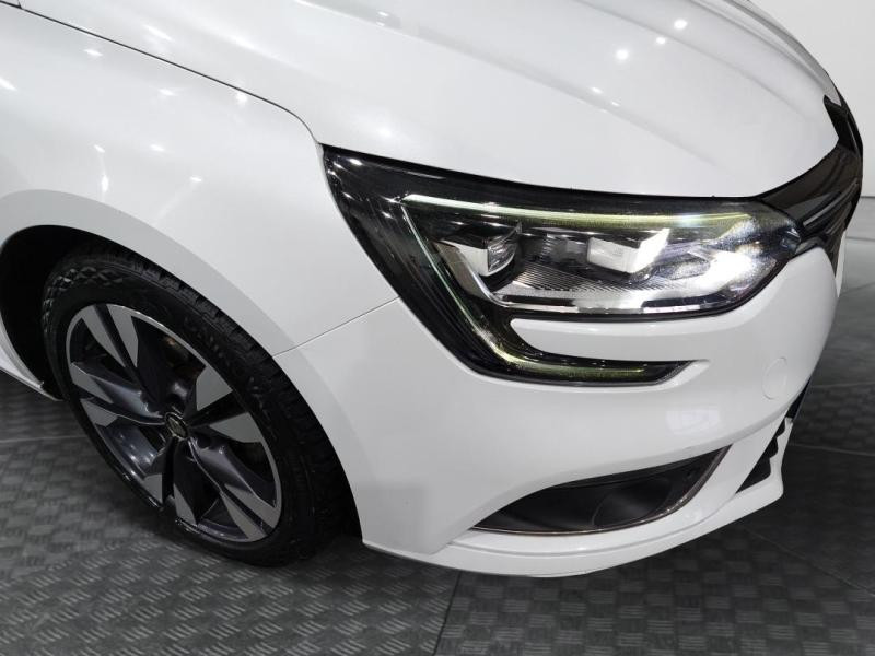 Occasion RENAULT Megane 1.3 TCe 140ch FAP Business EDC 2019 Blanc Nacre 11990 € à Lesménils