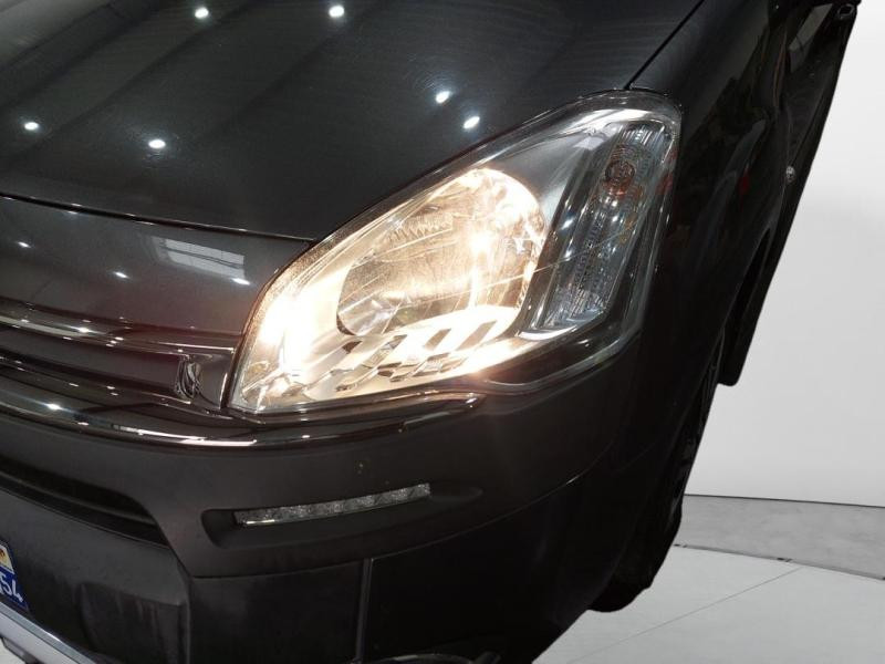 Occasion CITROEN Berlingo 1.6 e-HDi90 Airdream Confort ETG6 5p 2013 Gris Shark 11970 € à Lesménils